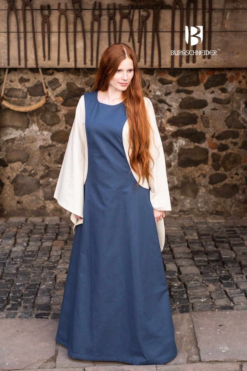 Surcot Isabella - Image 2