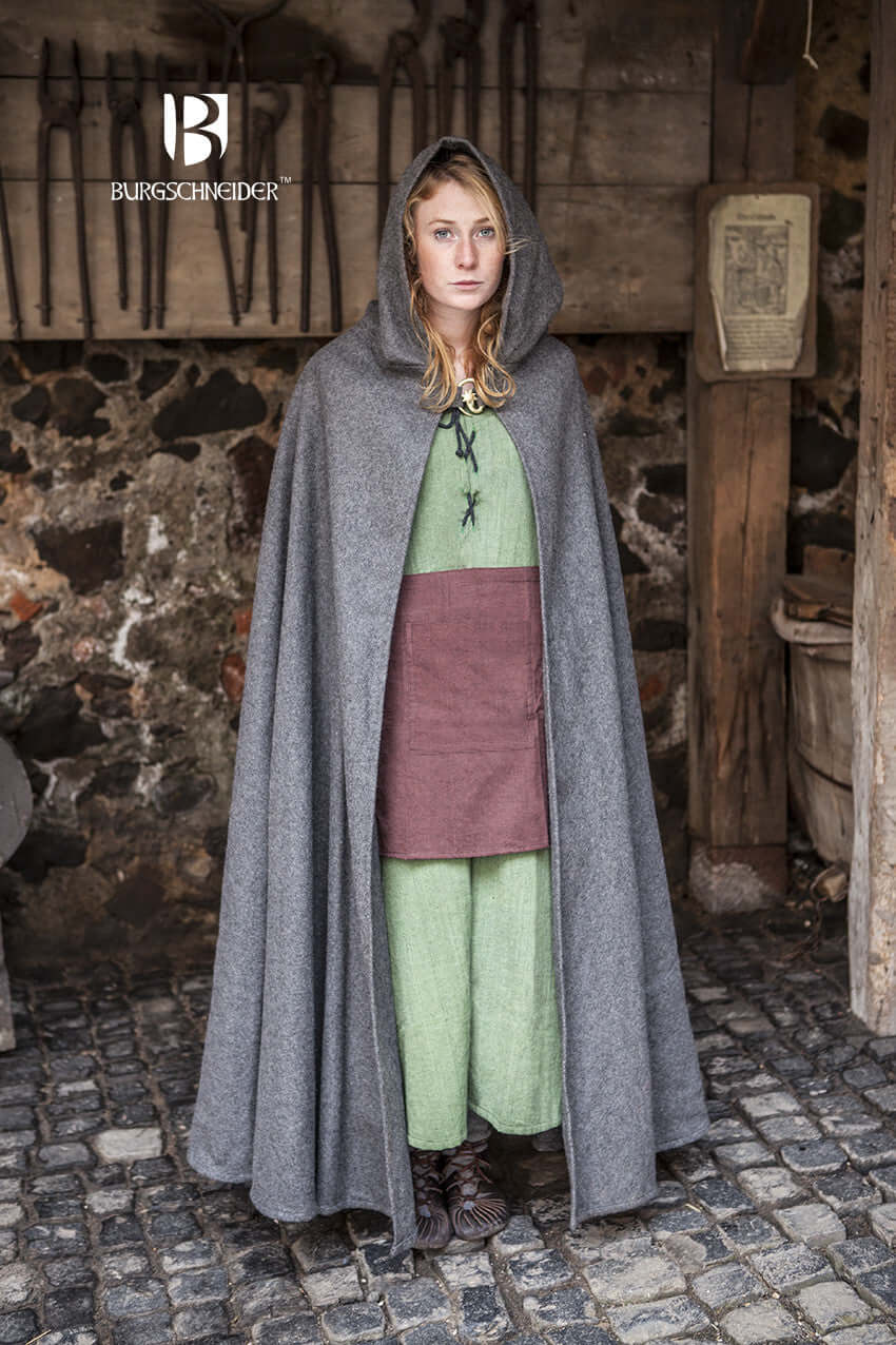 Wool Hooded Cloak Hibernus - Image 2
