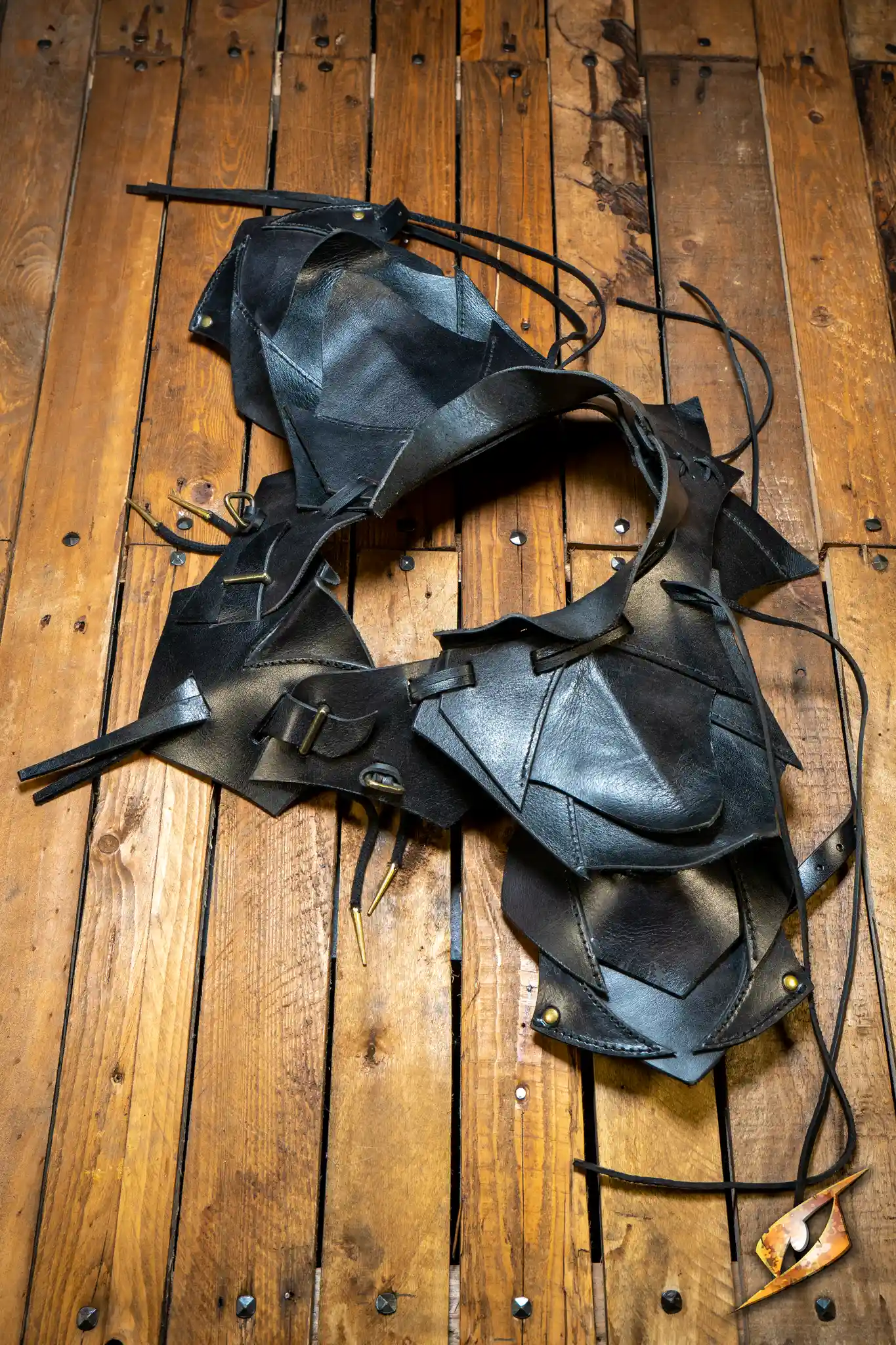 Shadow Shoulder Set - Image 10