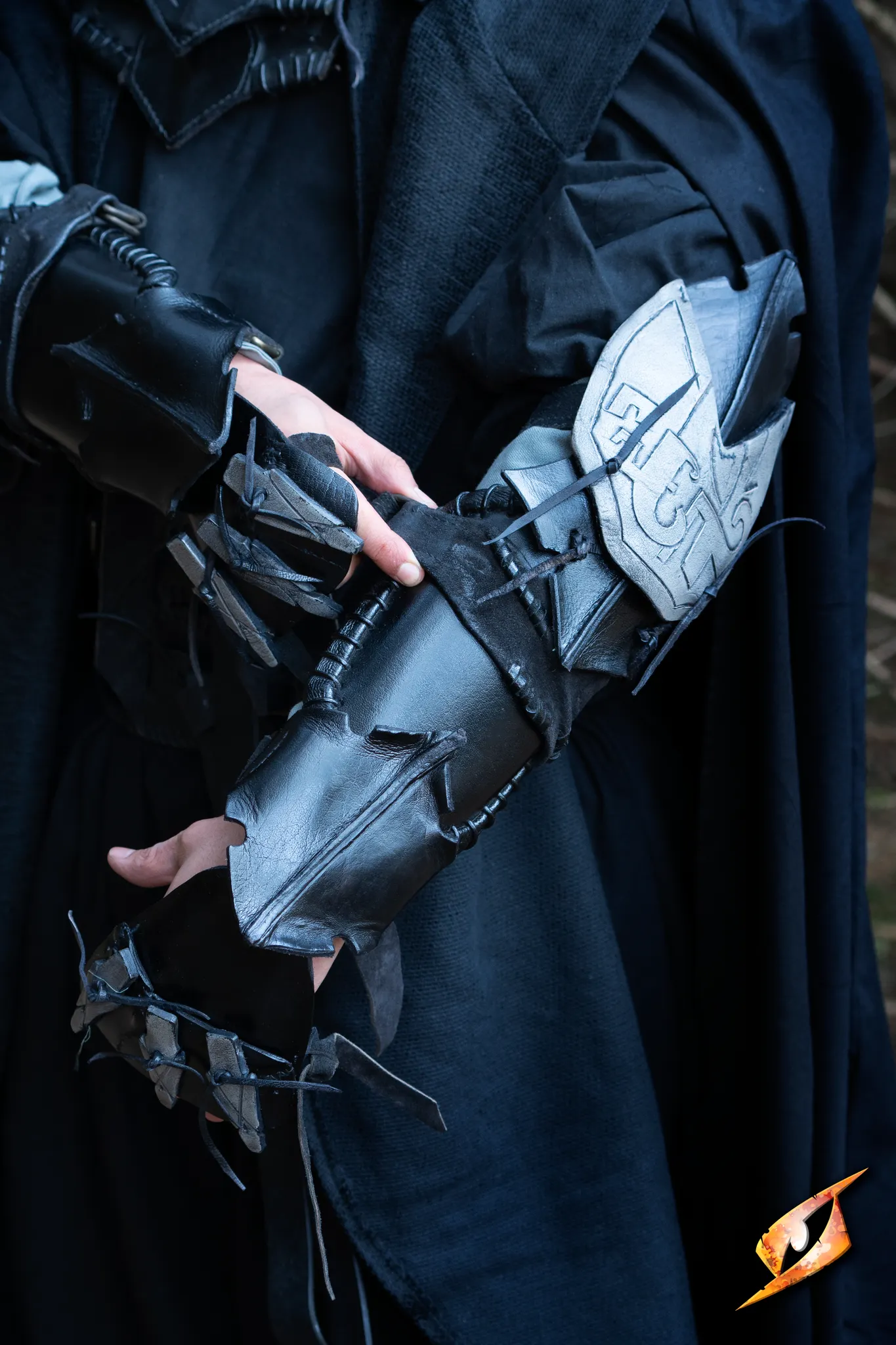 Claw Bracer - Image 8