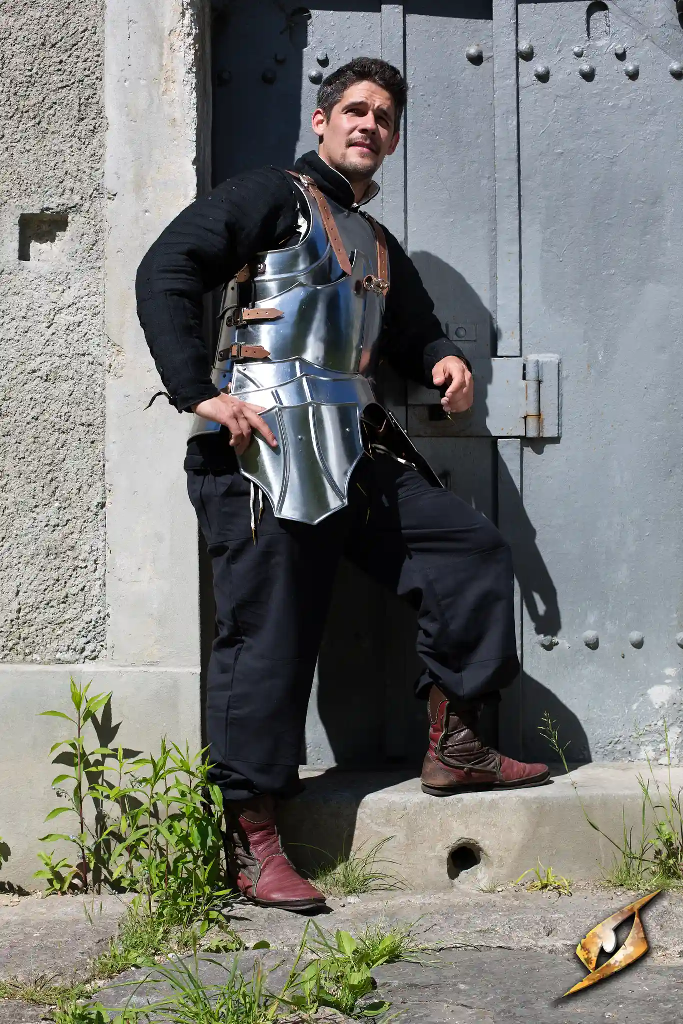 Gothic Half Armour - Image 2