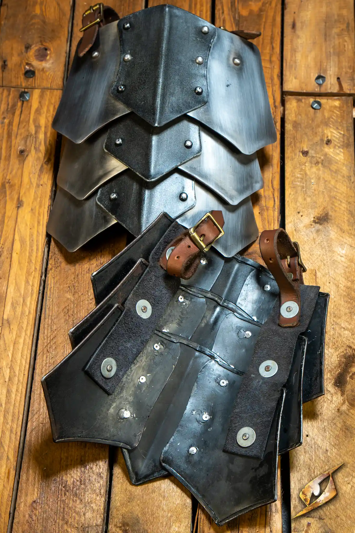 Dreki Belt Shields - Image 3
