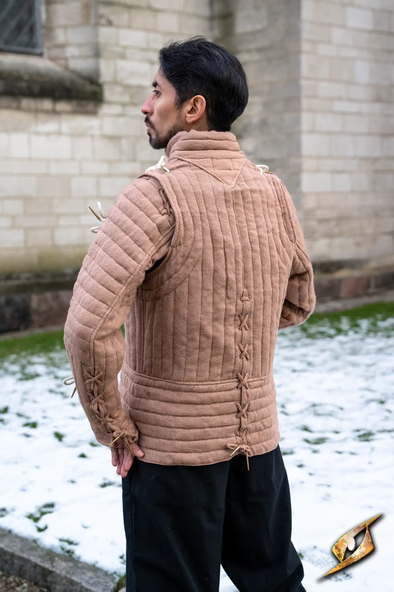 Imperial Gambeson - Image 19