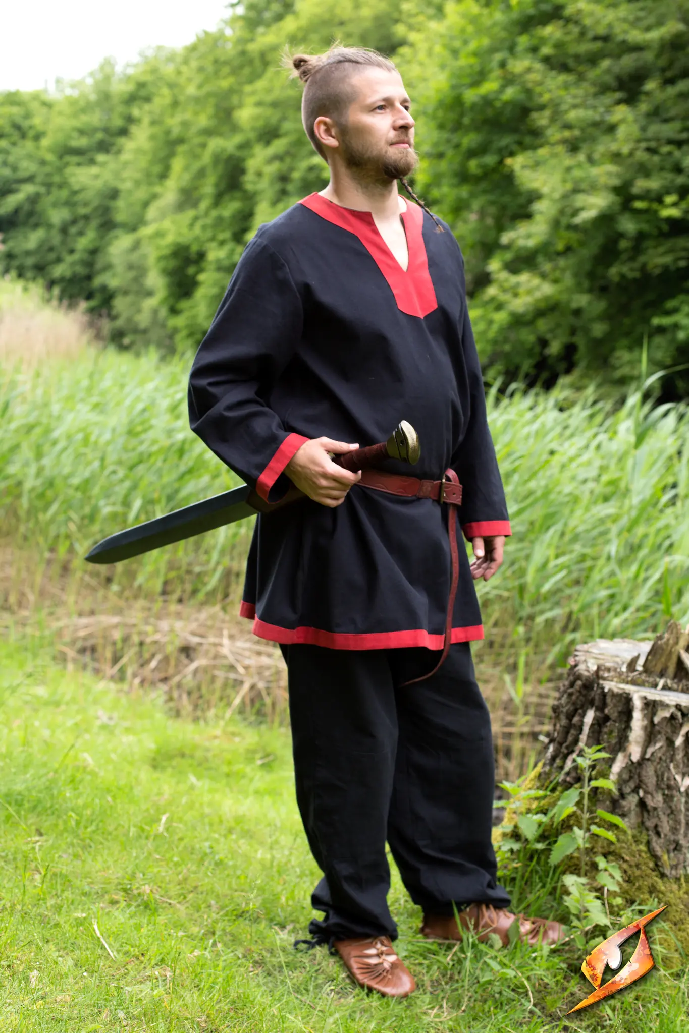 Medieval Tunic Trimmed - Image 5