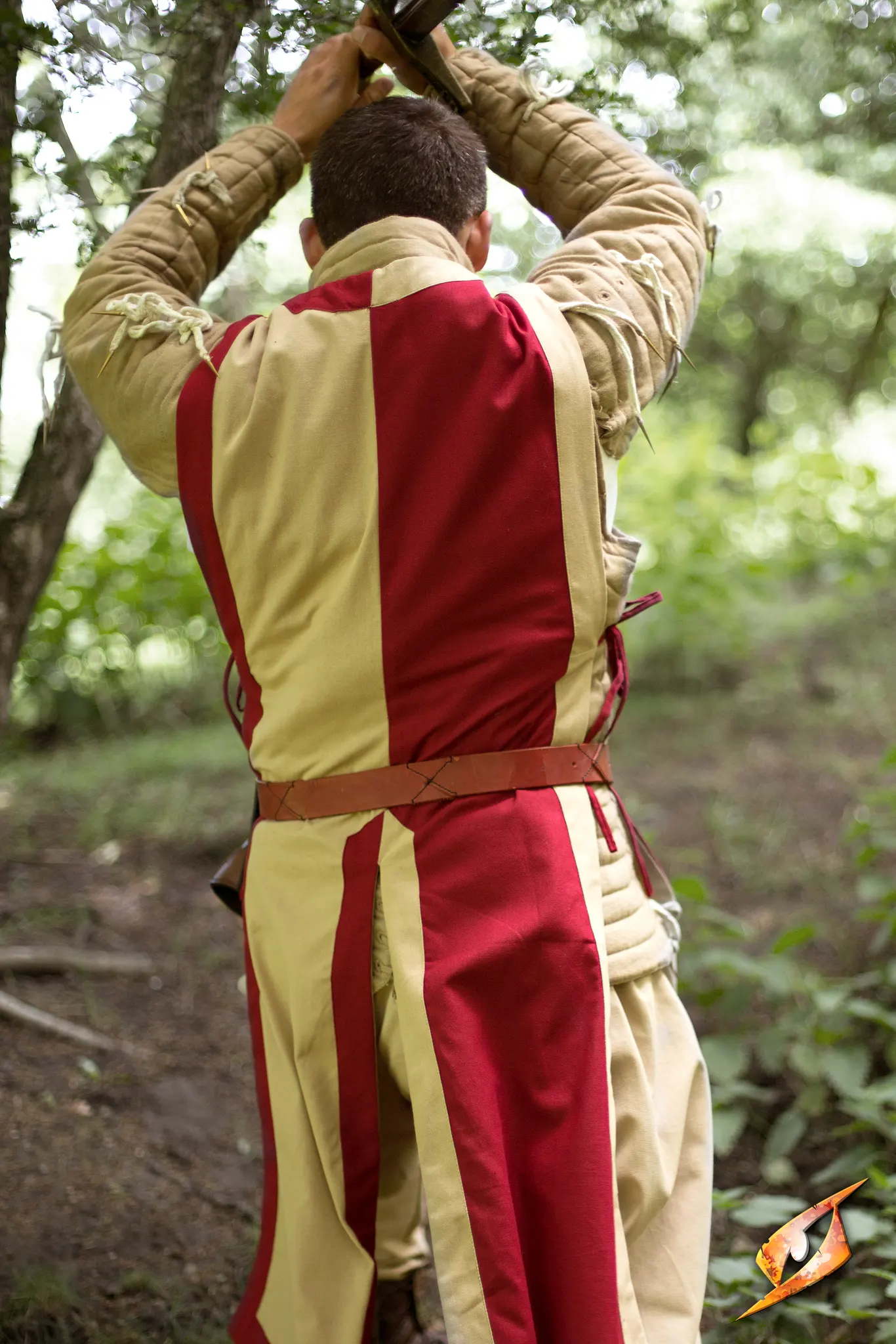 Basic Tabard - Image 15