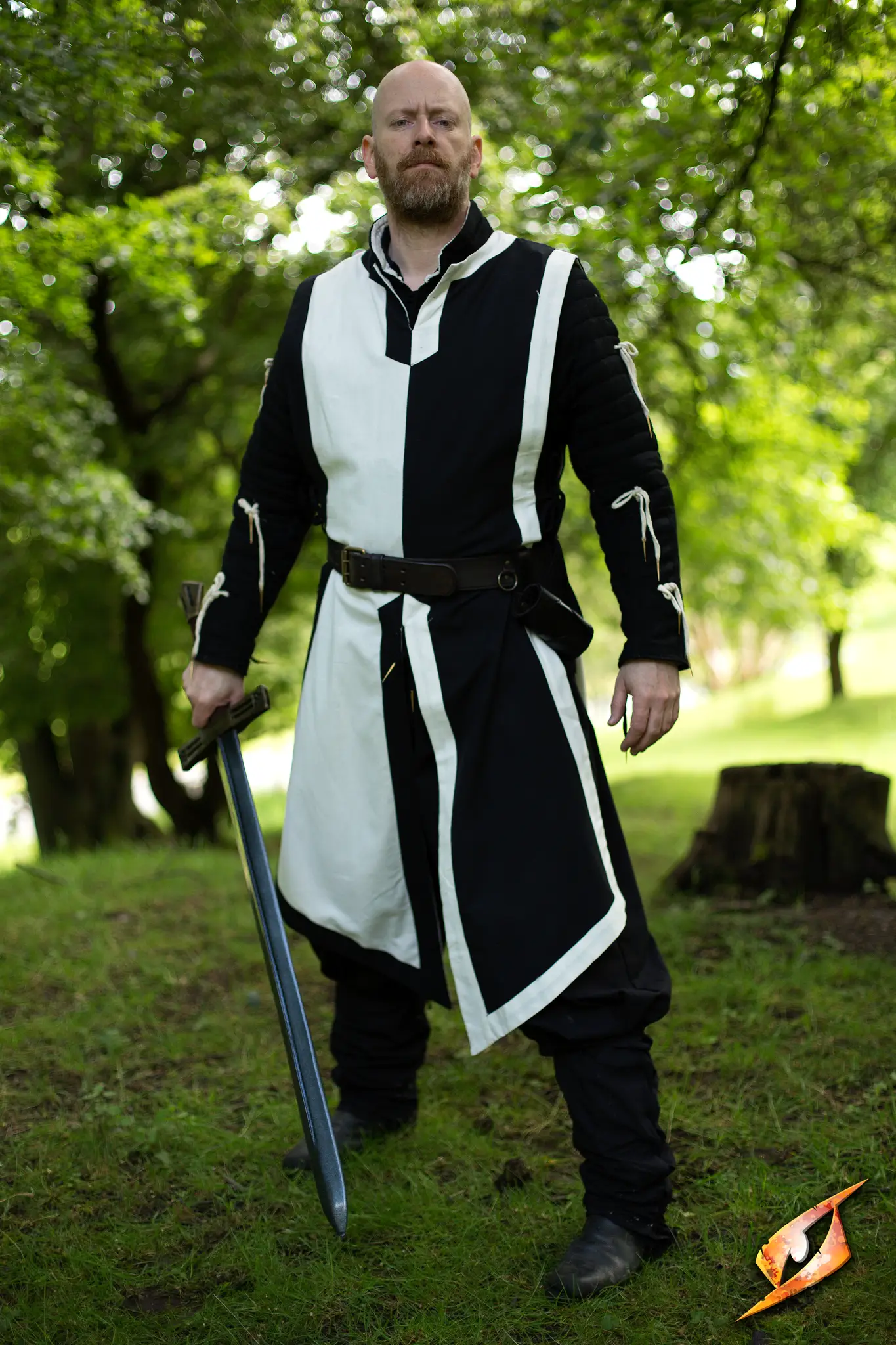 Basic Tabard - Image 23