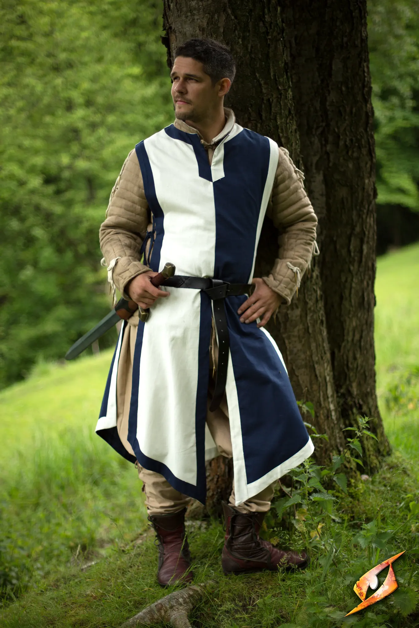 Basic Tabard - Image 50