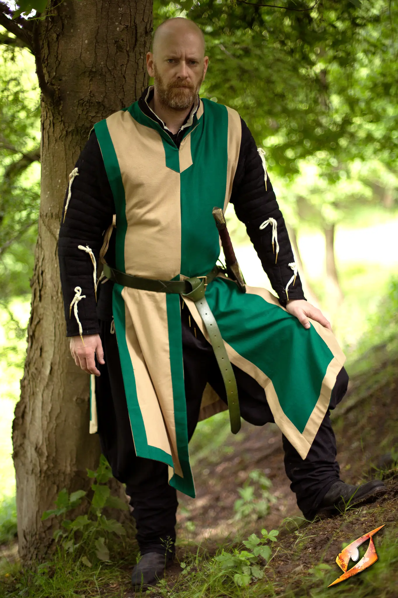 Basic Tabard - Image 54