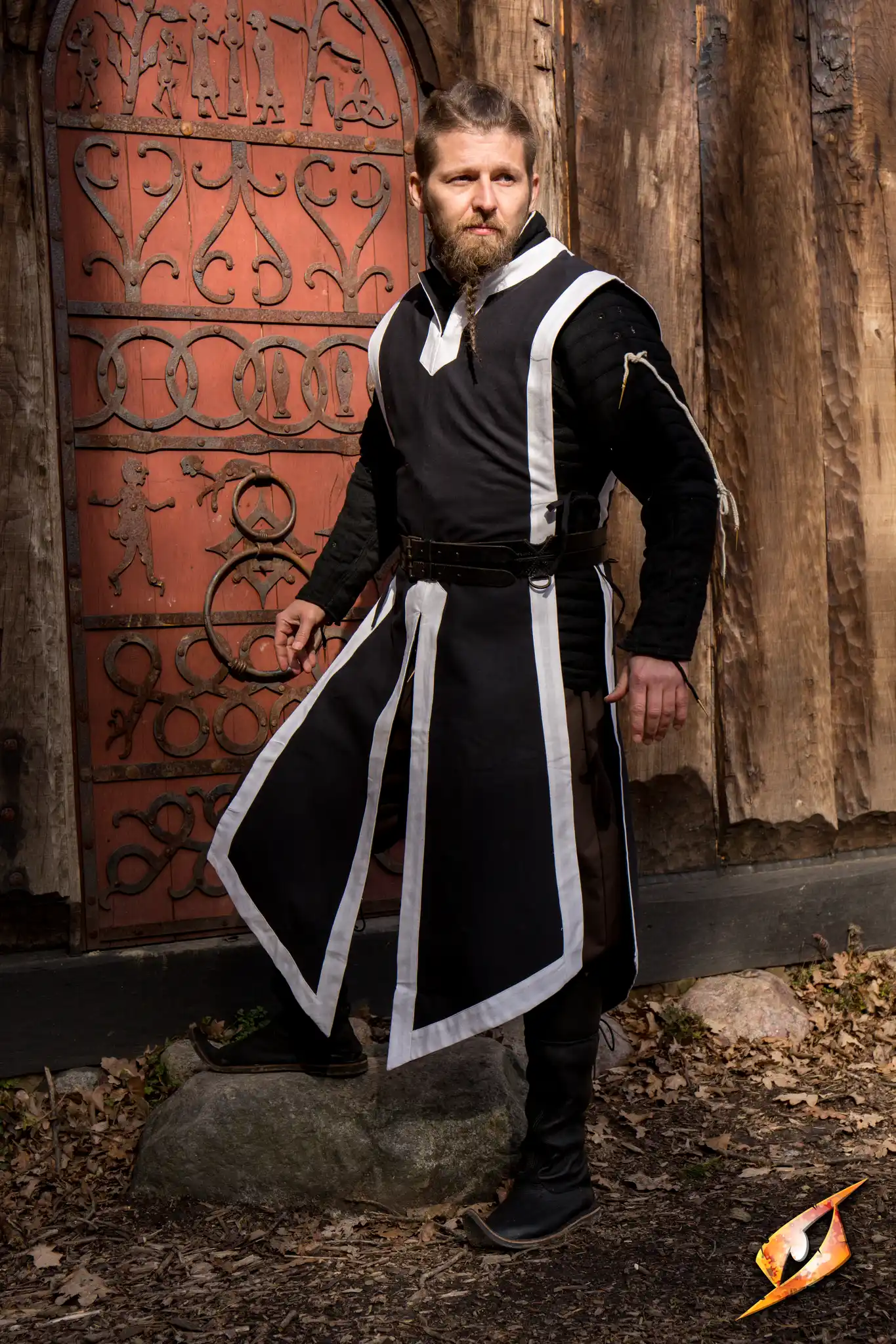 Basic Tabard - Image 57
