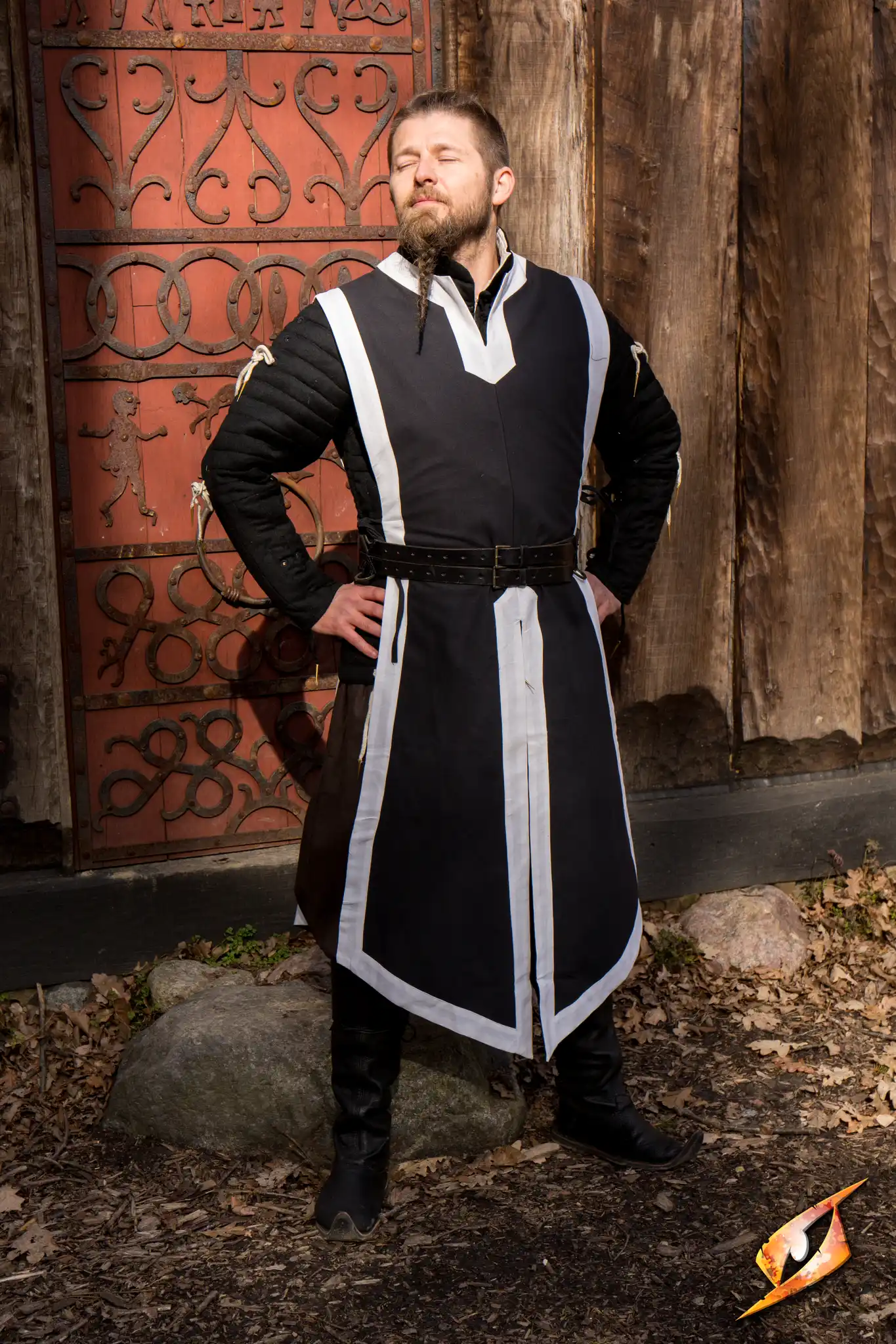 Basic Tabard - Image 58