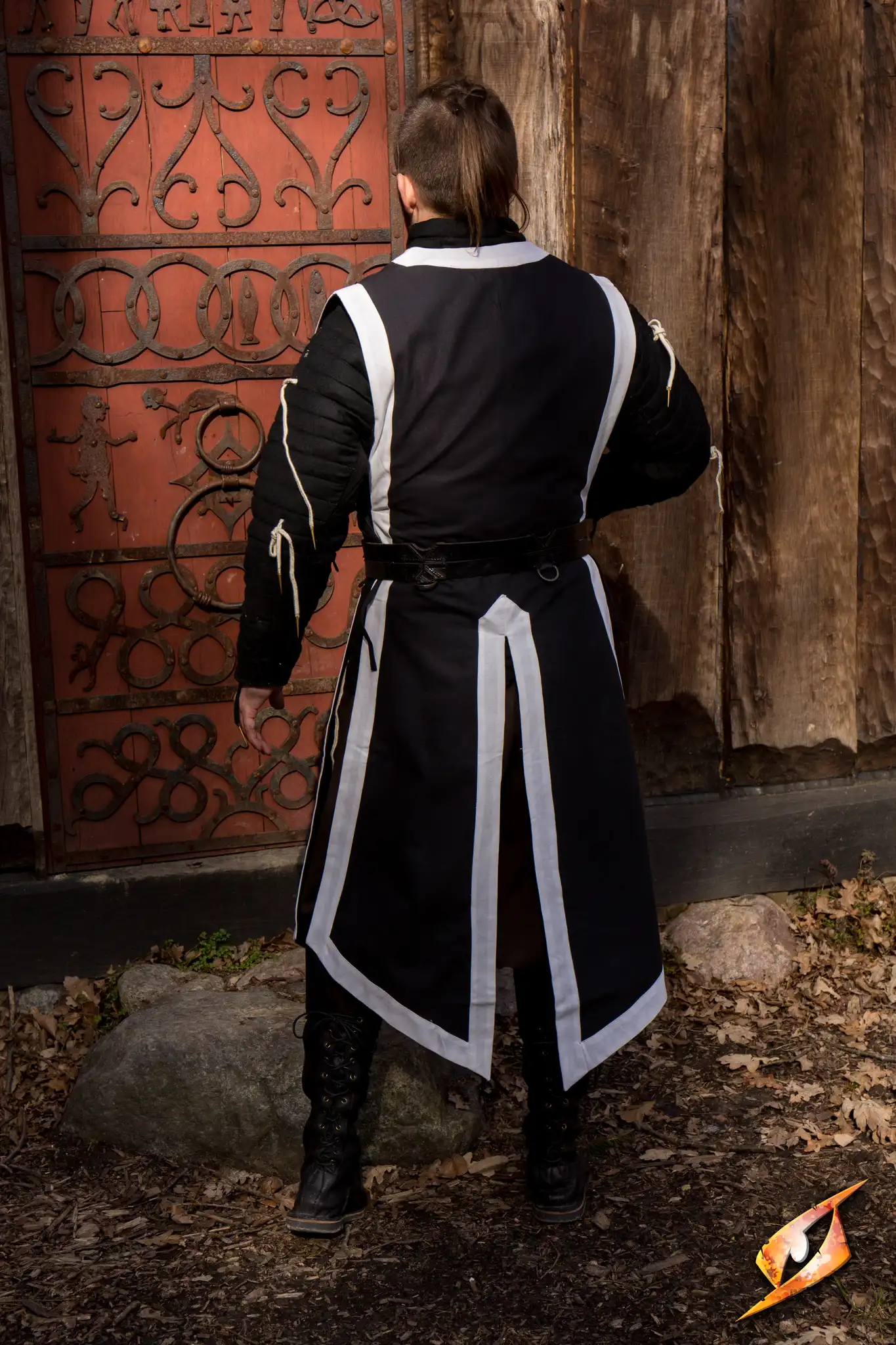 Basic Tabard - Image 59