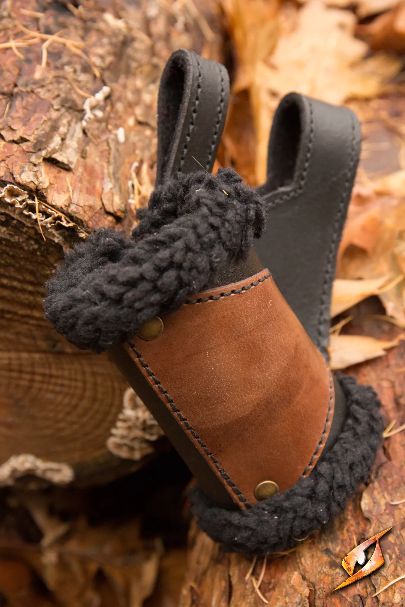 Holder - black Fur - Image 3