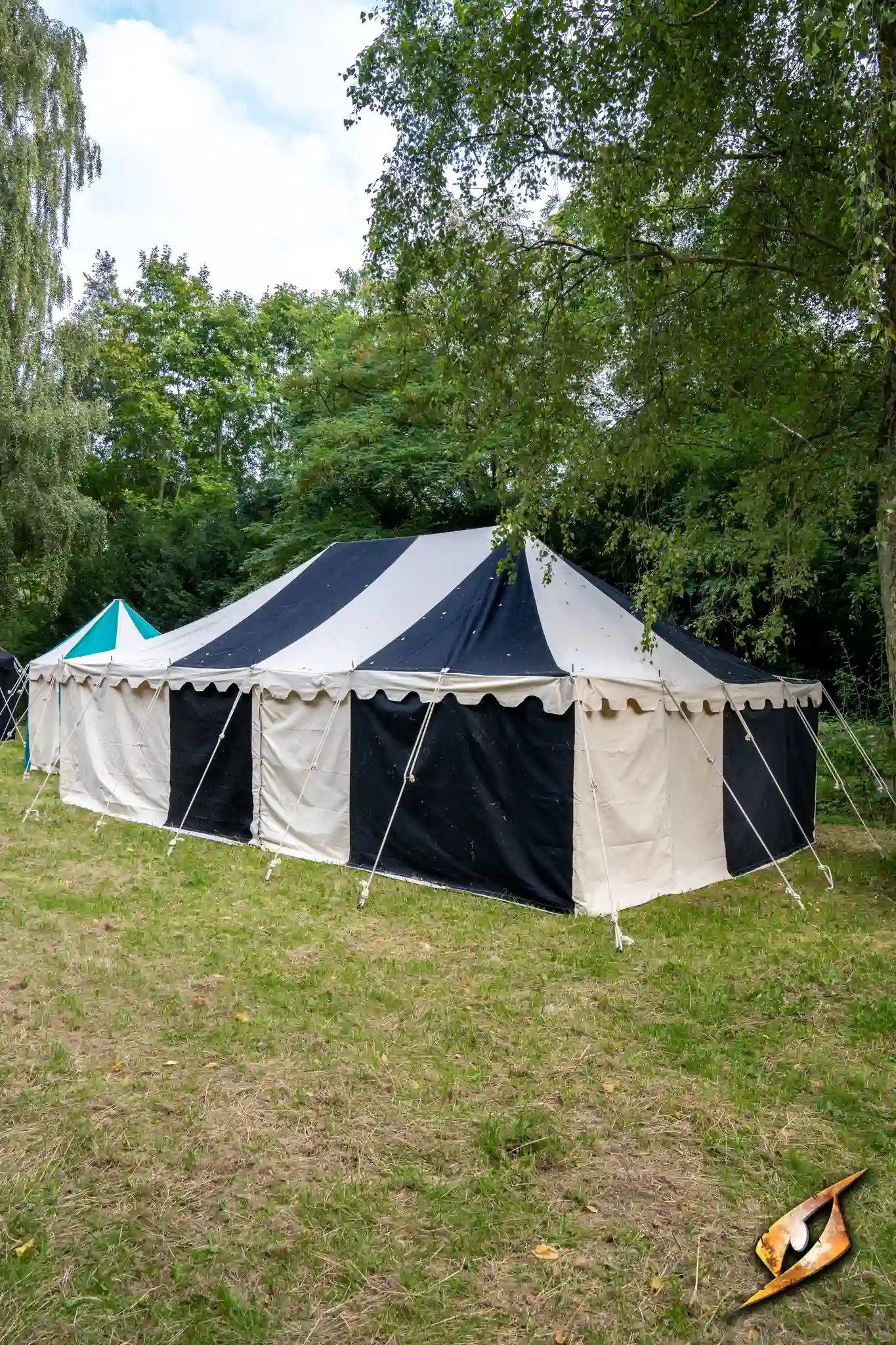 Marquee Tent - 5x8m - Image 50