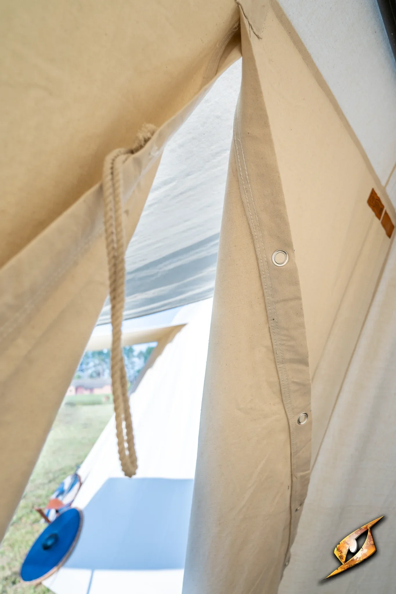 Double Wedge Tent - 2x4m - Image 7