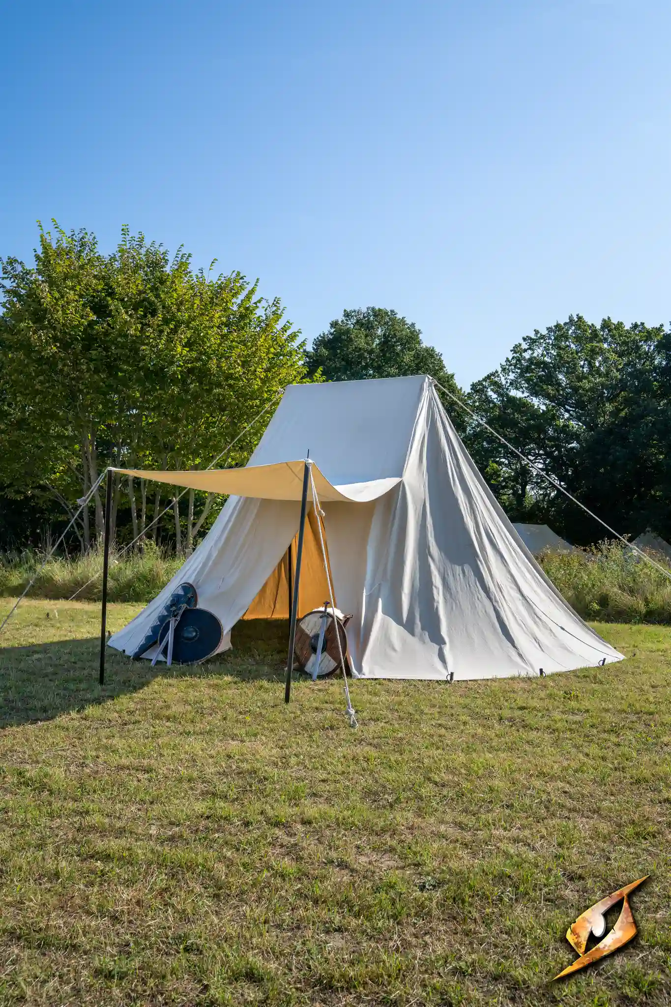 Double Wedge Tent - 5x7m - Image 10
