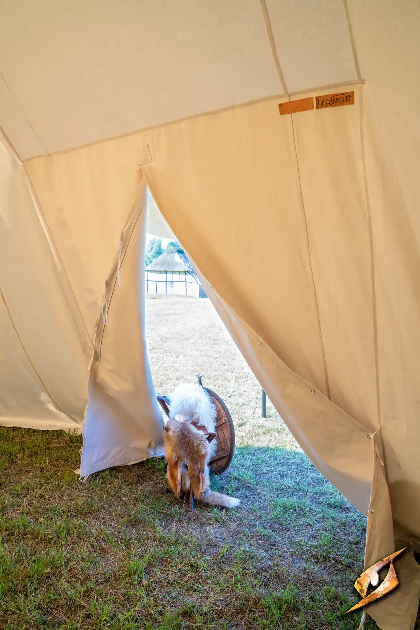 Double Wedge Tent - 5x7m - Image 18