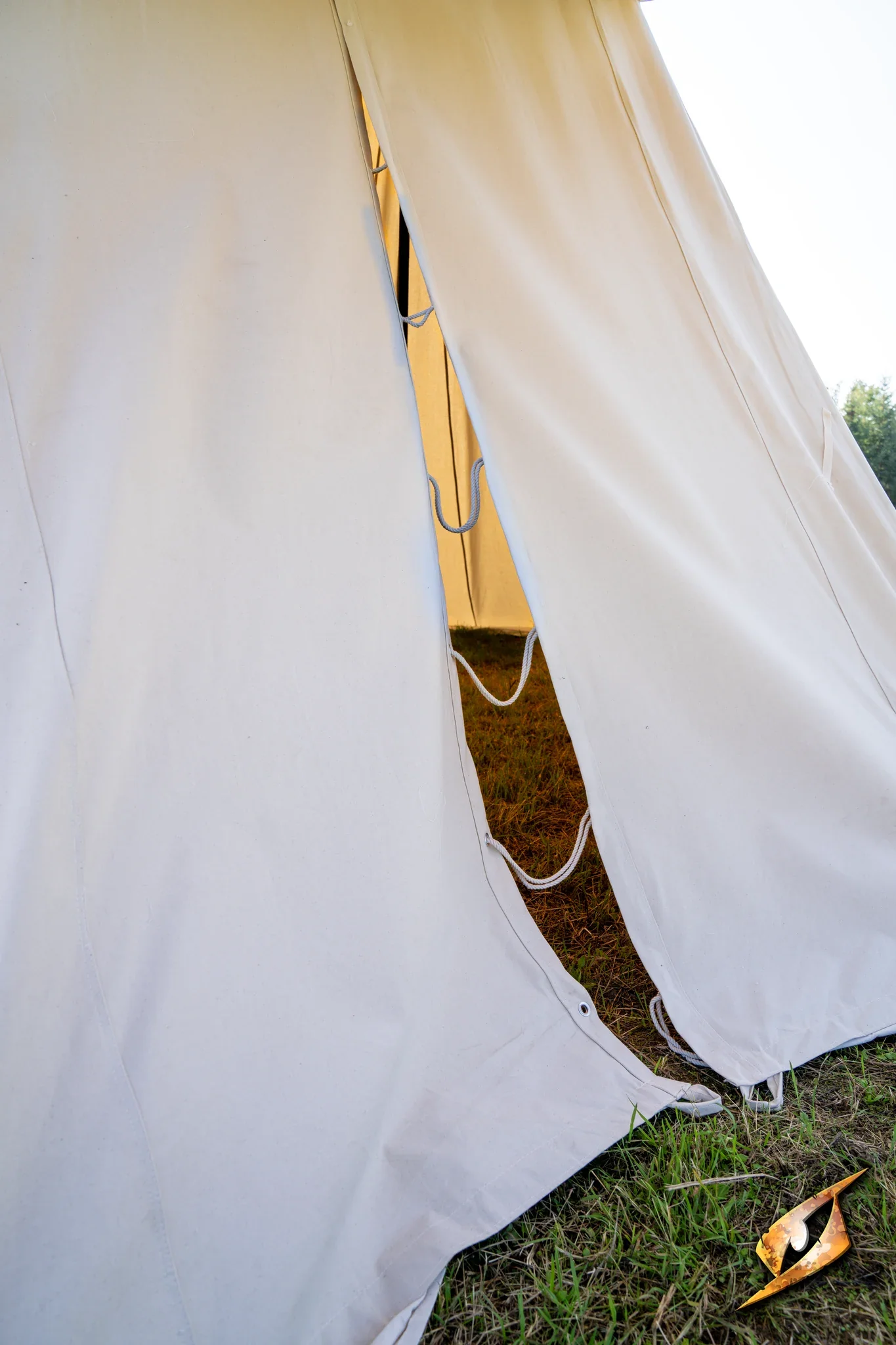 Double Wedge Tent - 5x7m - Image 6