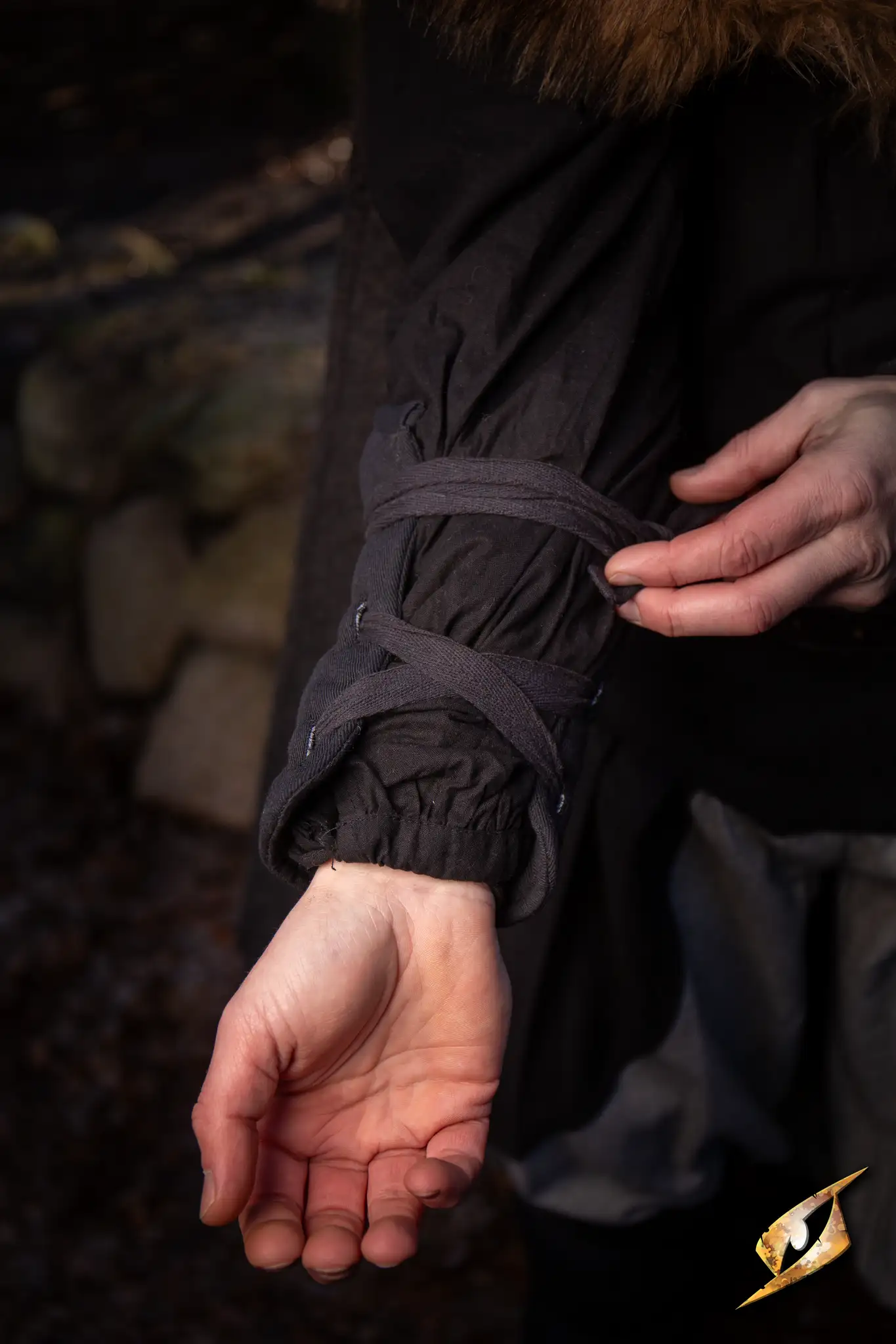 Padded Bracers - Image 20