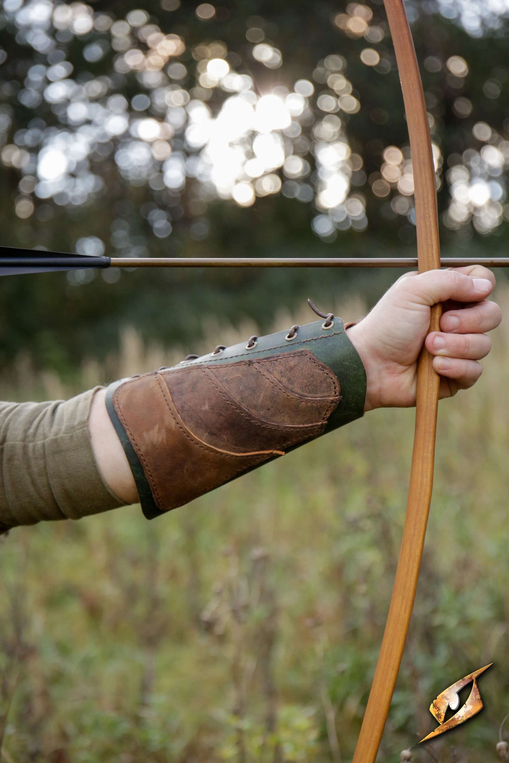 Glade Warden Bracer - Image 4