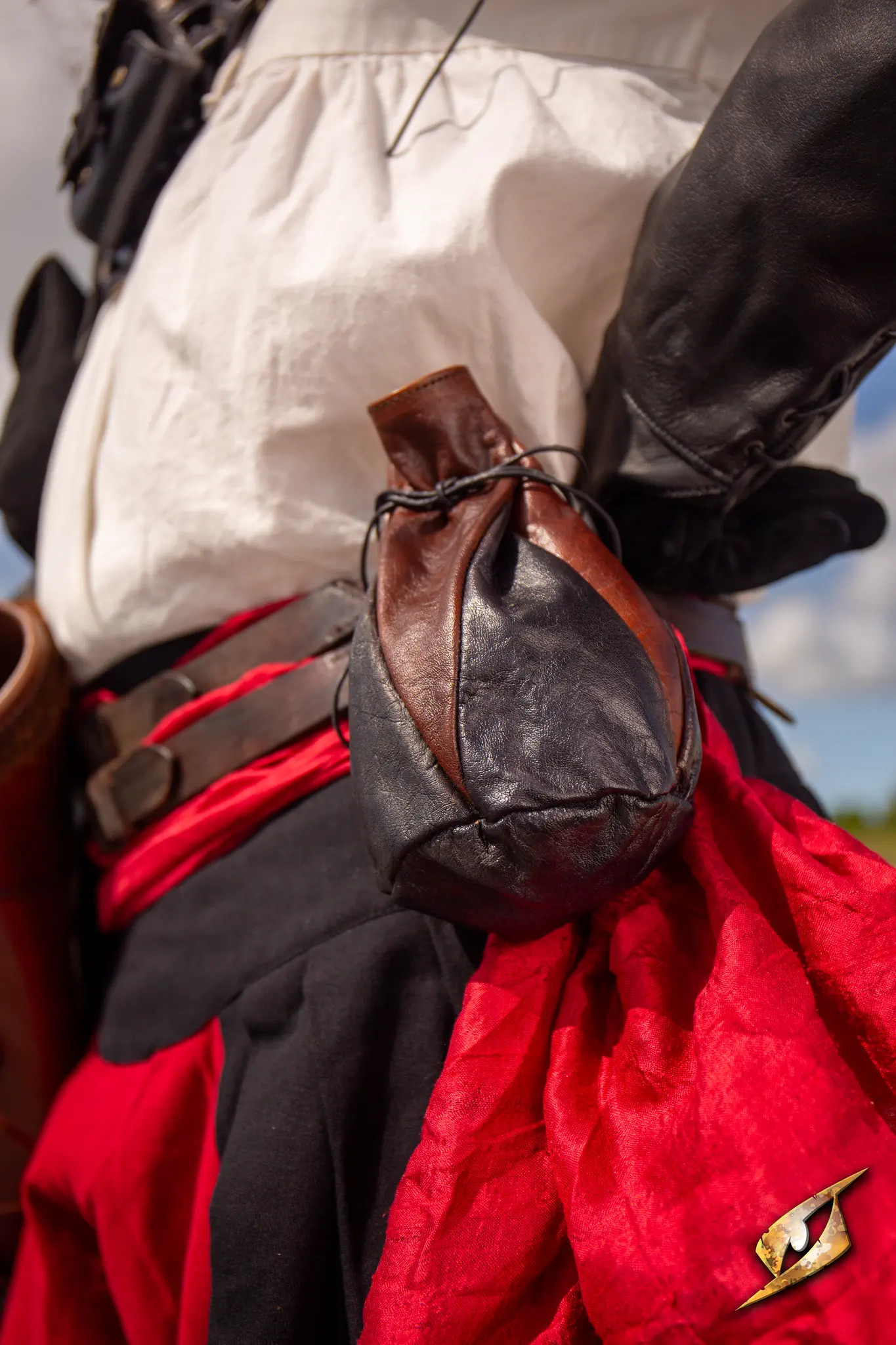 Bounty Hunter Pouch - Image 6