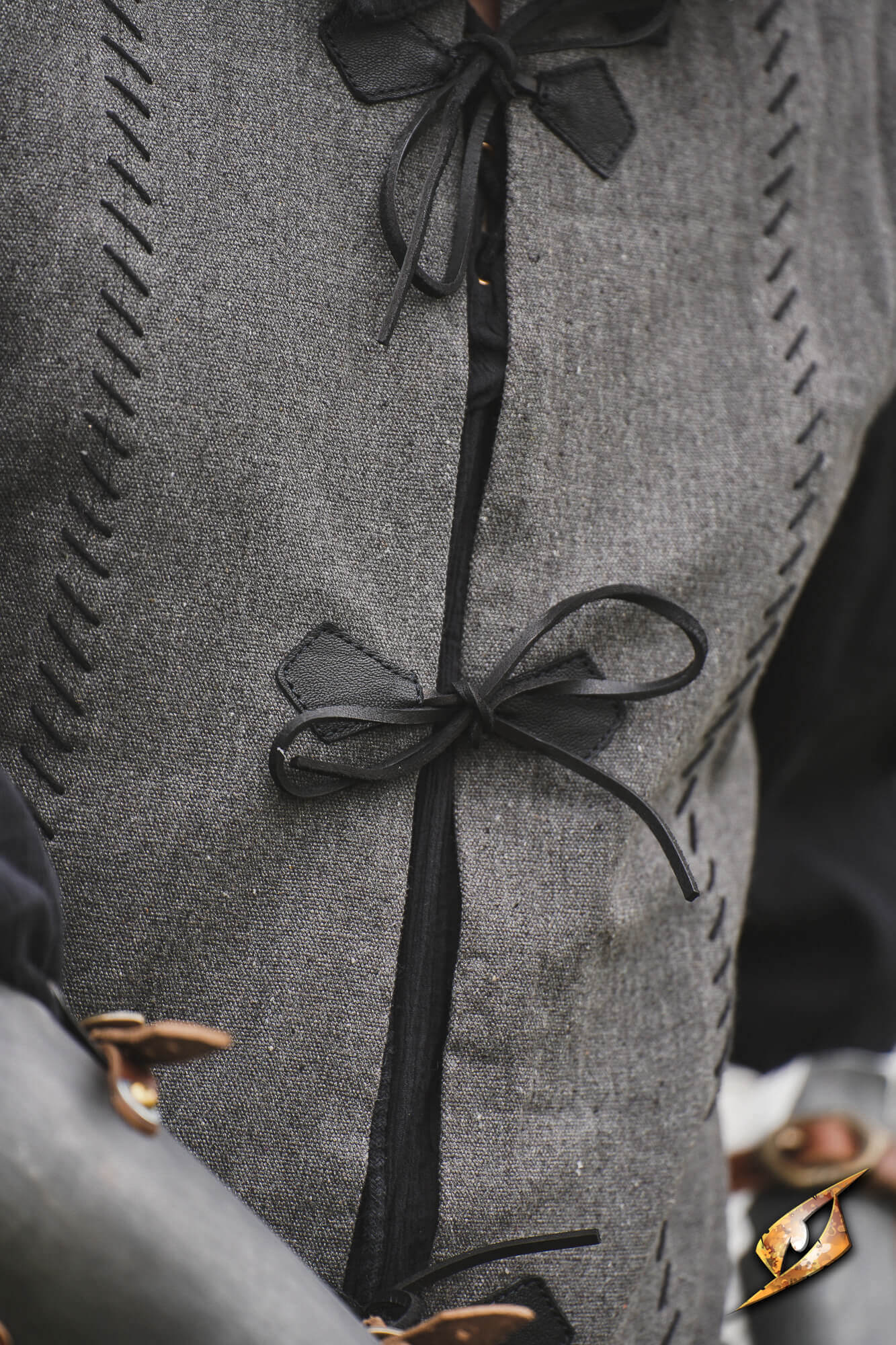 Rugged Canvas Jerkin - Image 13