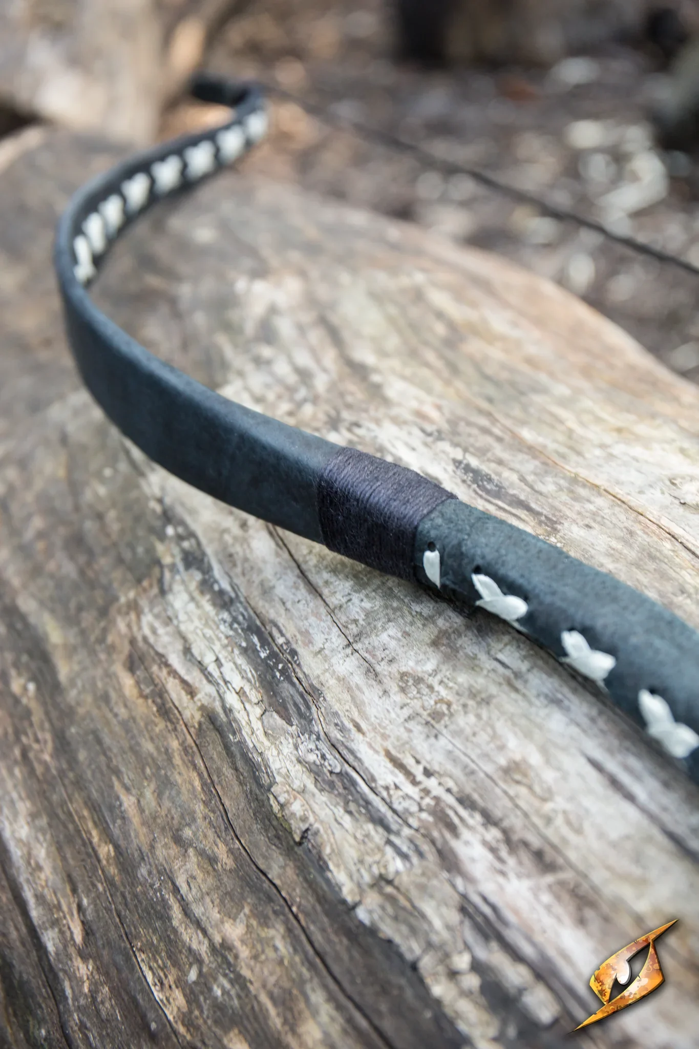 Squire Bow - Medium - Image 7