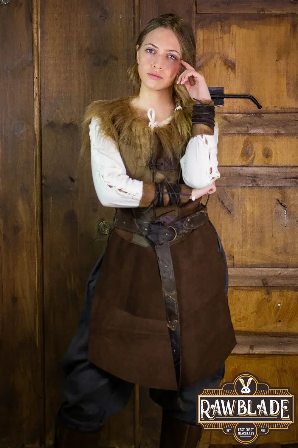 Falcon Woman Leather Jerkin - Image 2
