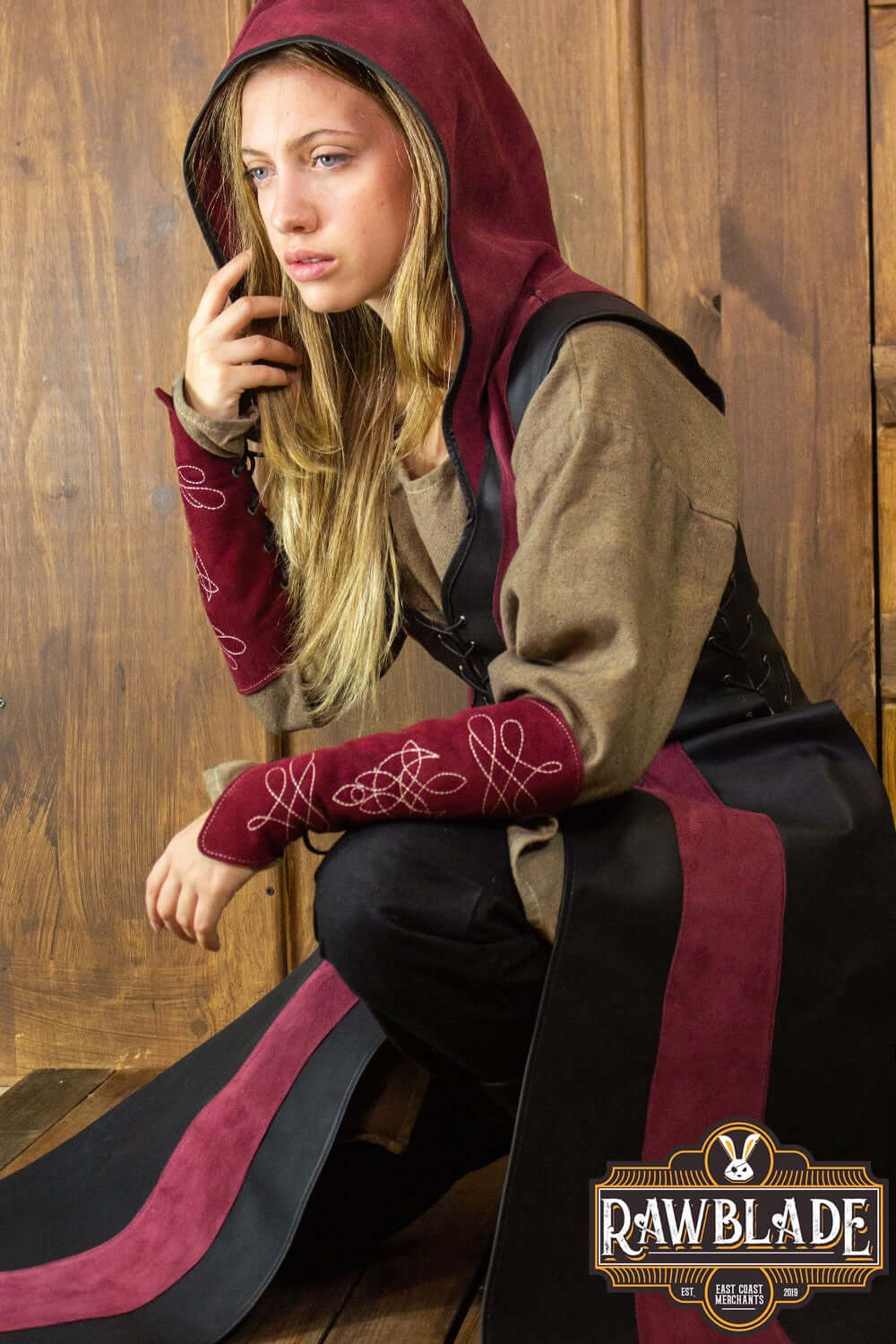 Arylith Archer Leather Tunic - Image 10